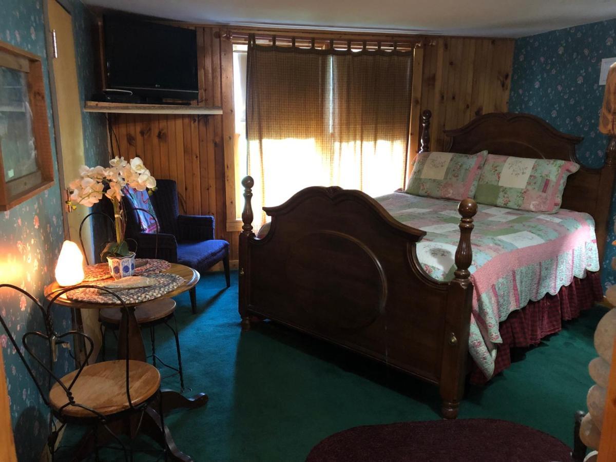 Smokies Bed And Breakfast - Evergreen Cottage Inn 鸽子谷 外观 照片