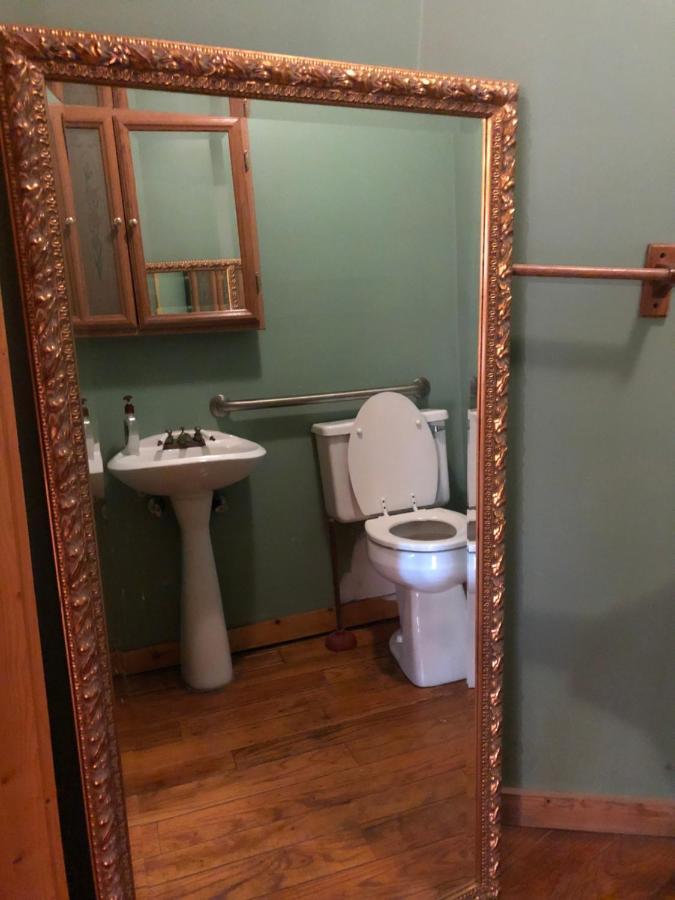 Smokies Bed And Breakfast - Evergreen Cottage Inn 鸽子谷 外观 照片