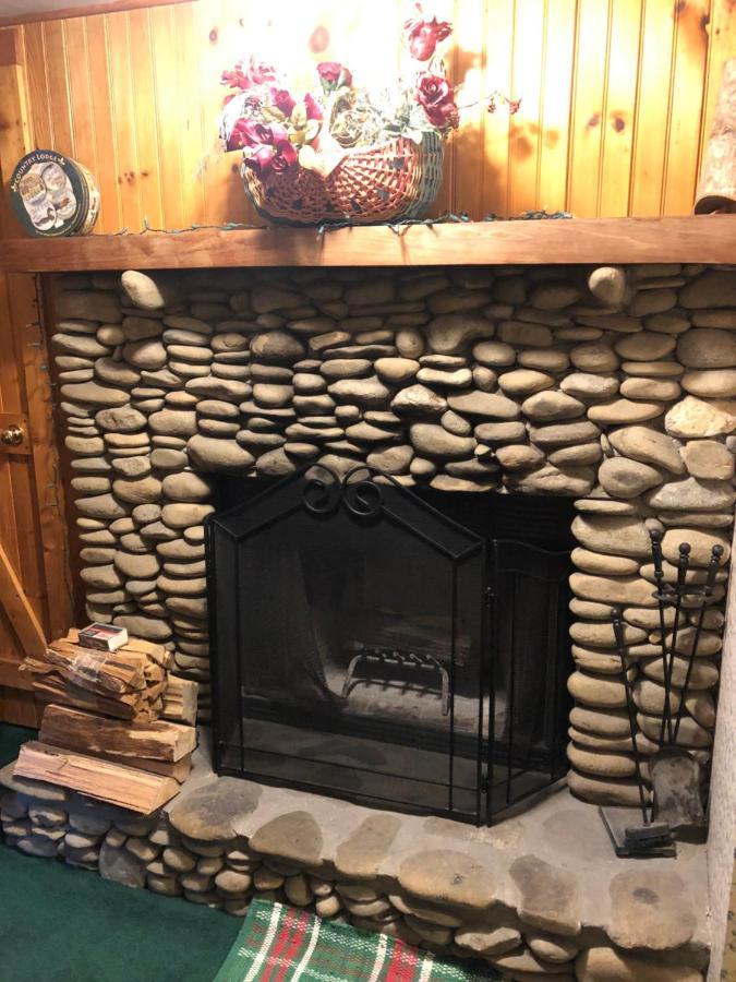 Smokies Bed And Breakfast - Evergreen Cottage Inn 鸽子谷 外观 照片