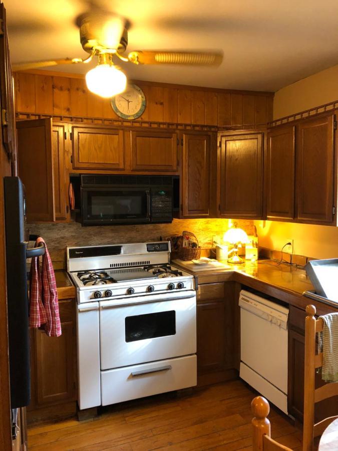 Smokies Bed And Breakfast - Evergreen Cottage Inn 鸽子谷 外观 照片