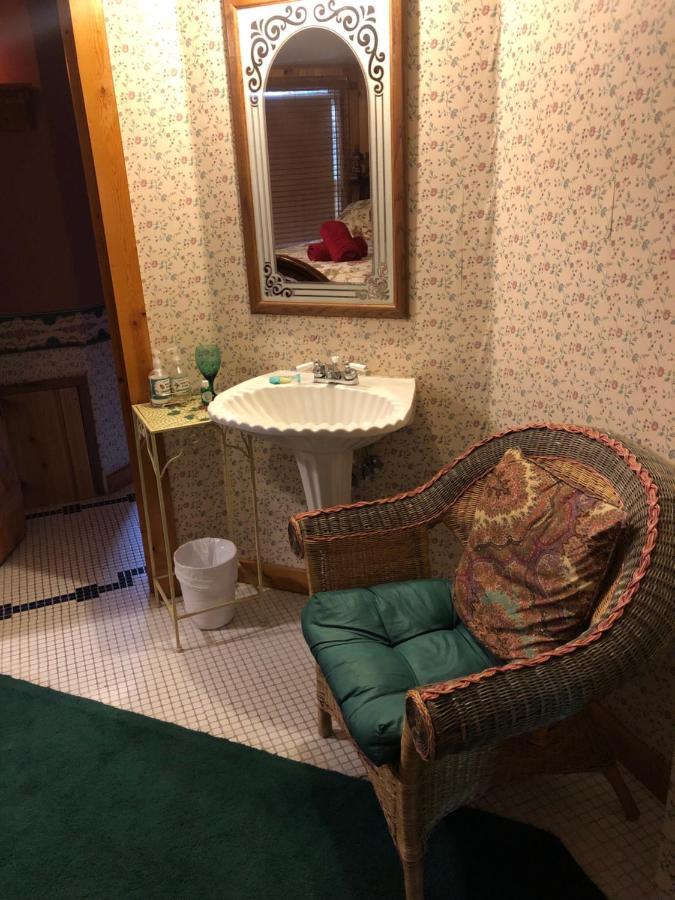 Smokies Bed And Breakfast - Evergreen Cottage Inn 鸽子谷 外观 照片